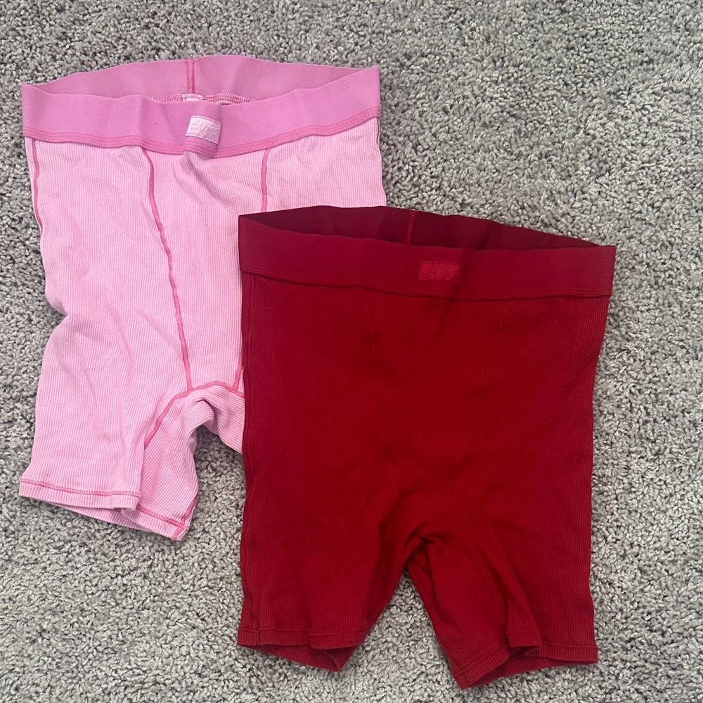 Skims boxer shorts